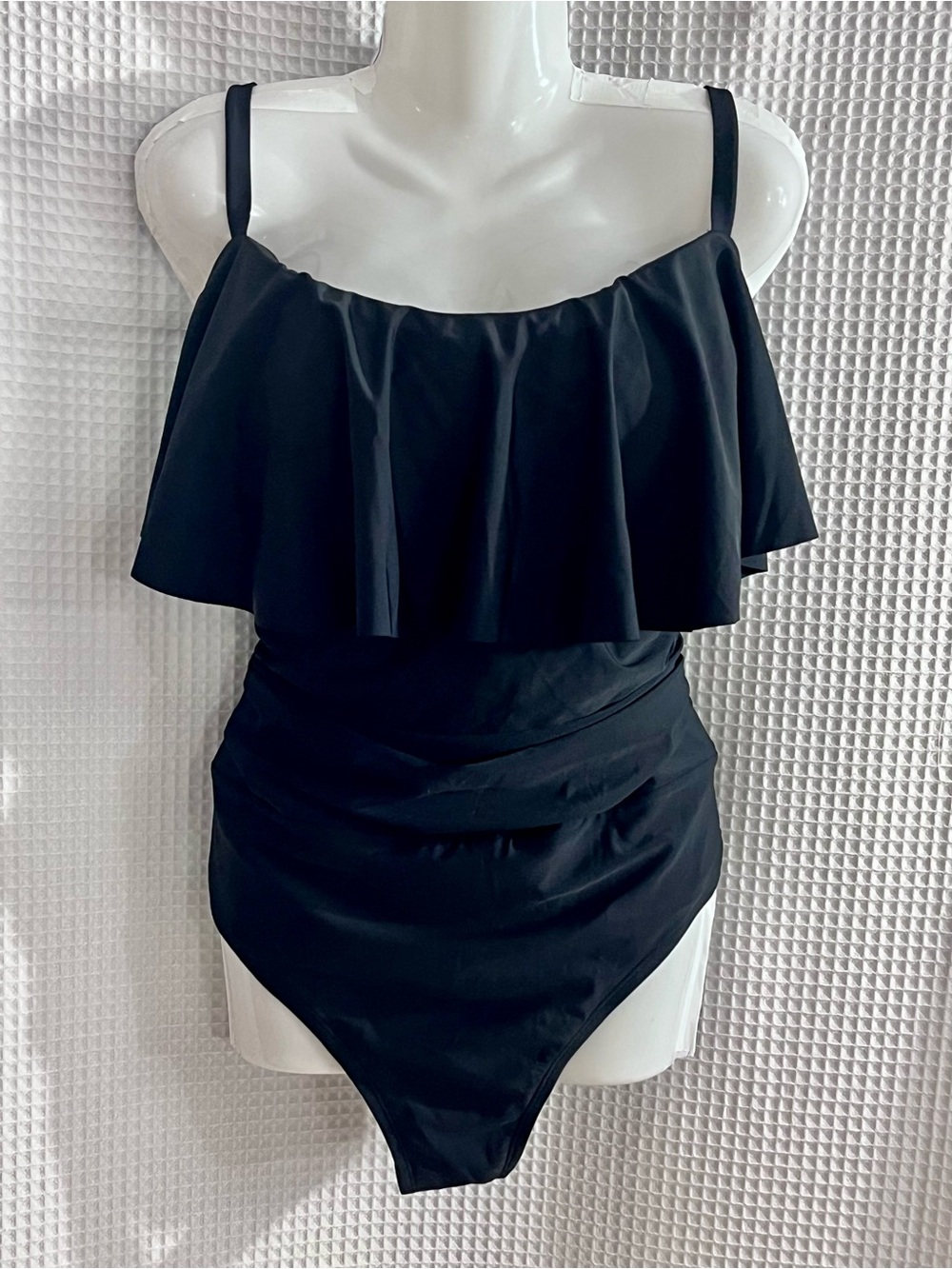 Cupshe Black Ruffle One-Piece Swimsuit size 3X